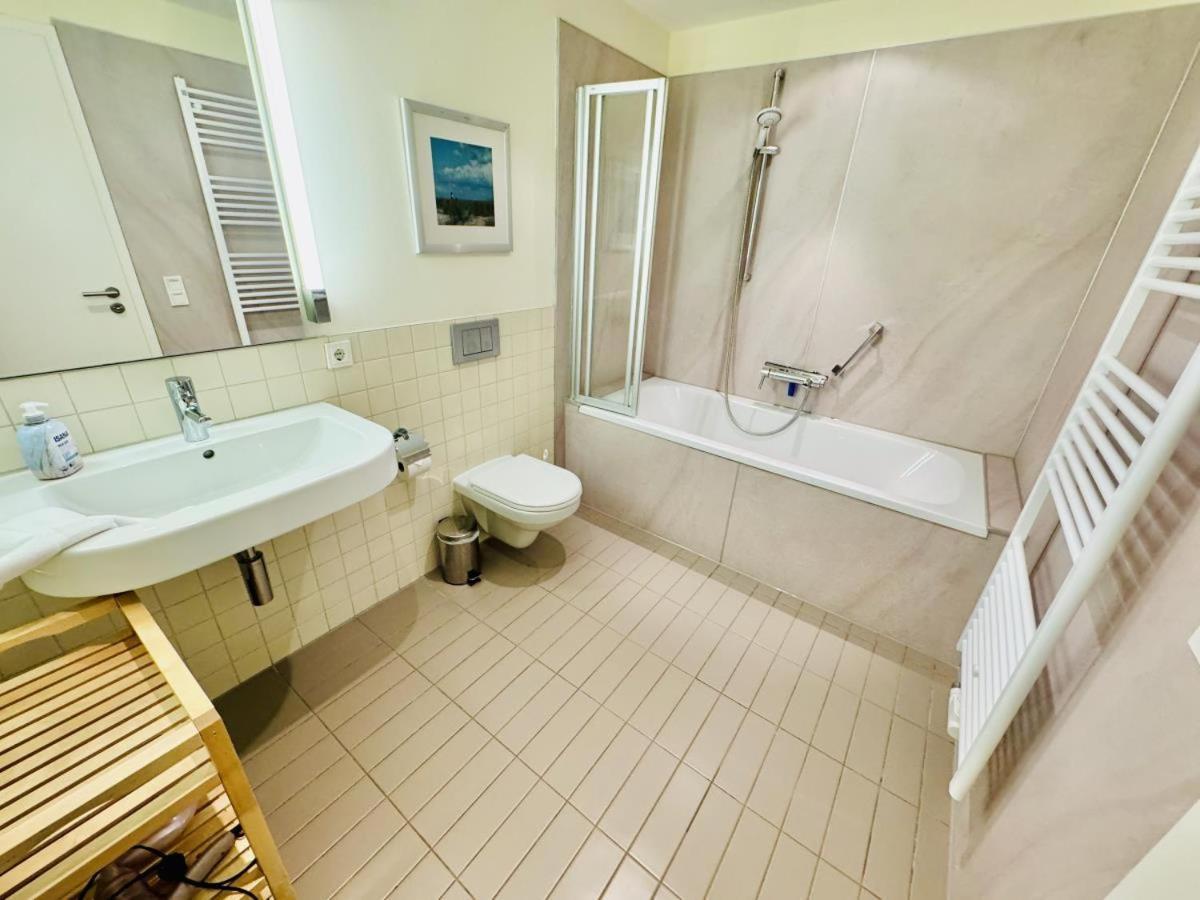 Residenz/Parkblick Appartement Rostock Buitenkant foto